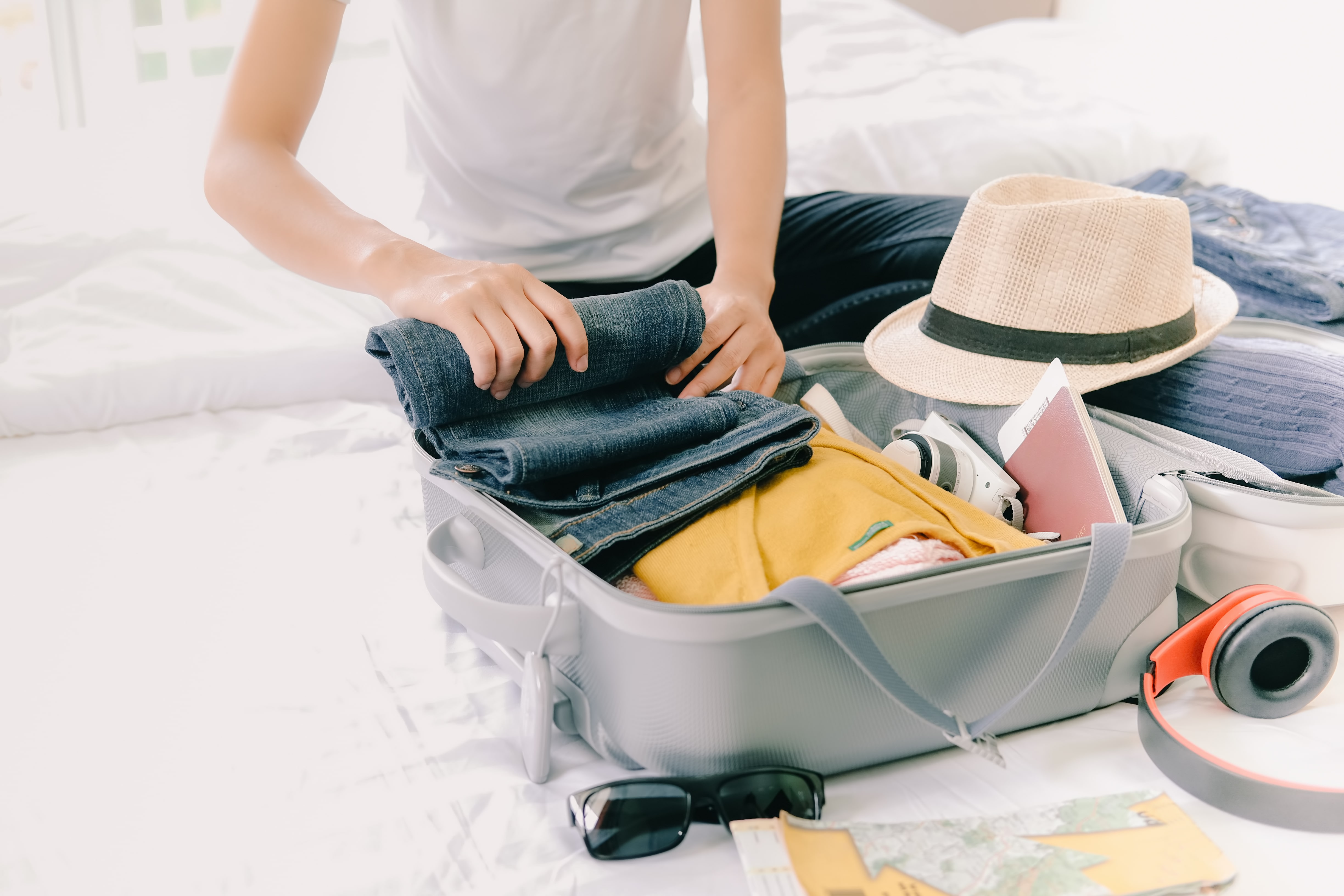digital nomad how to pack